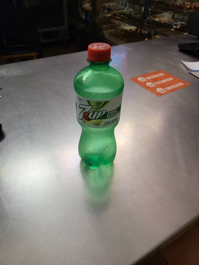 20 OZ ZERO 7UP.